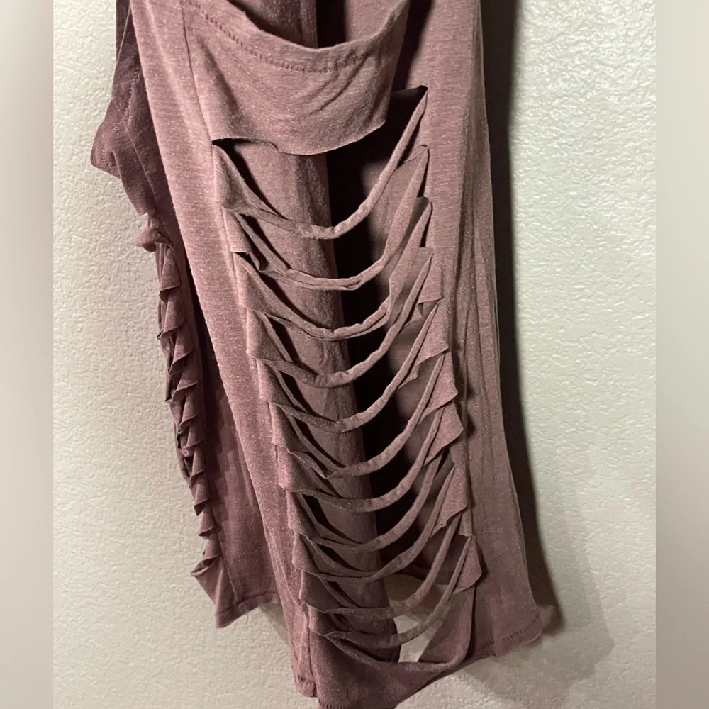 ALO Yoga cut it out Mauve Sleeveless Top